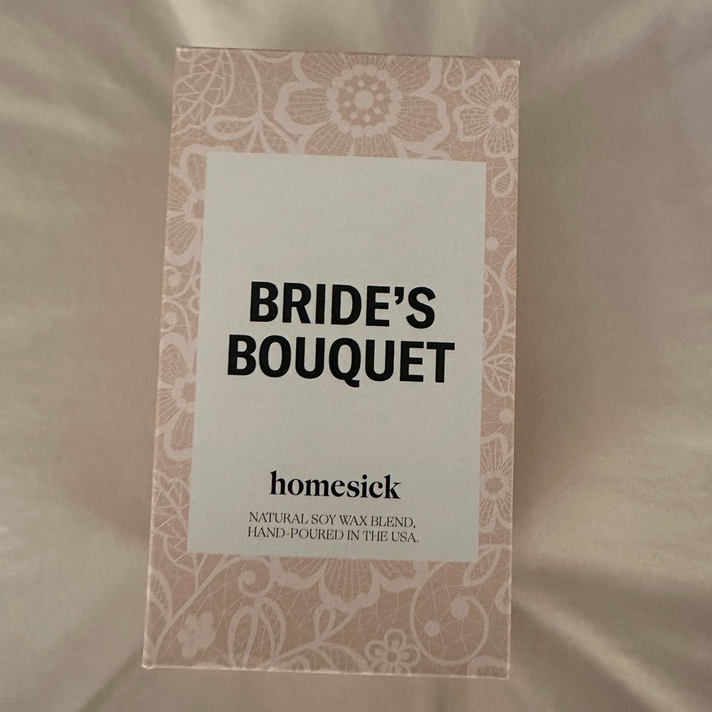 Bride’s Bouquet Homesick Candle